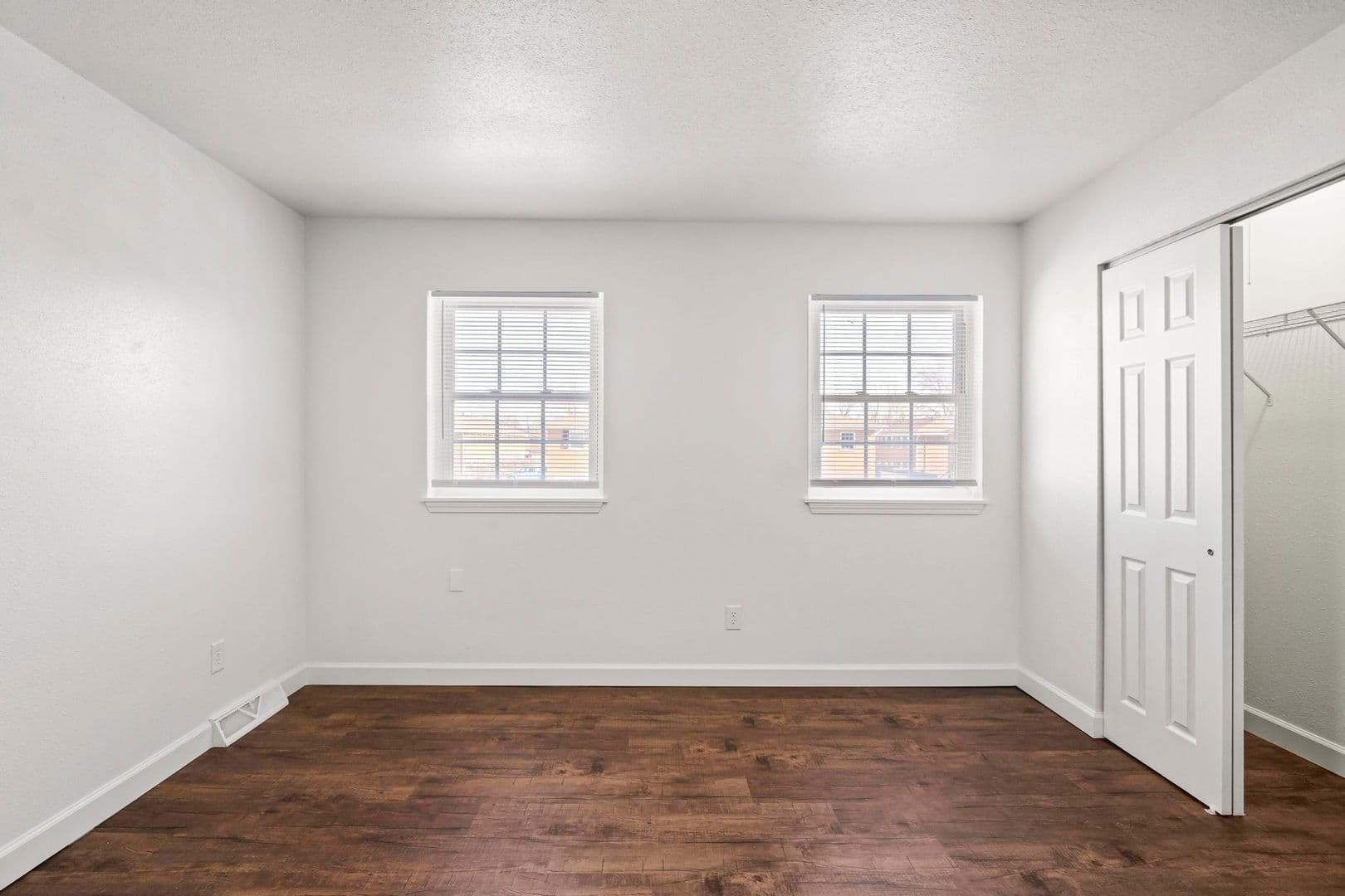 Granite City Apartment: 4078-01 Kathy Dr