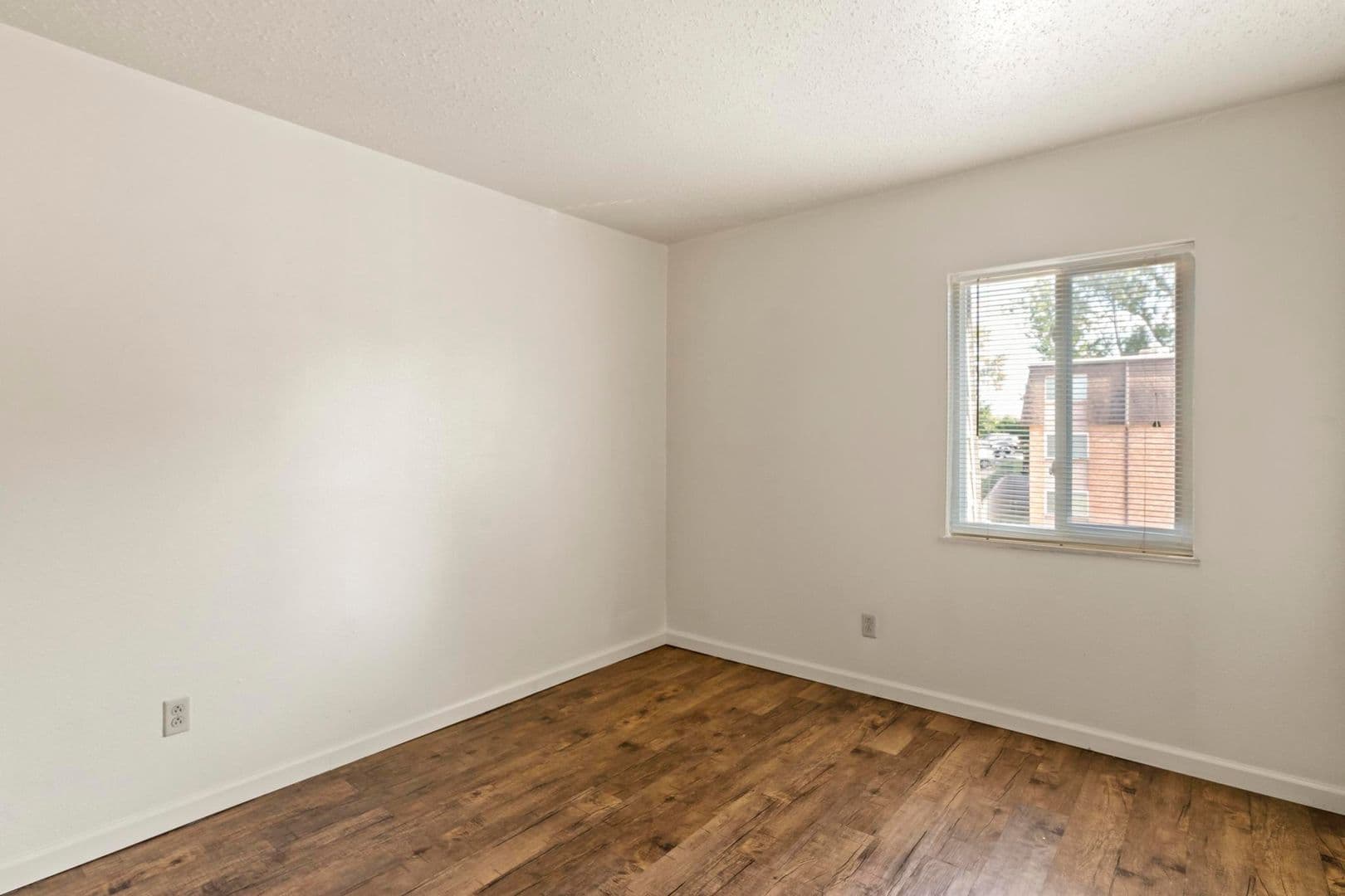 St Ann Apartment: 11120 Graben Dr, Apt D