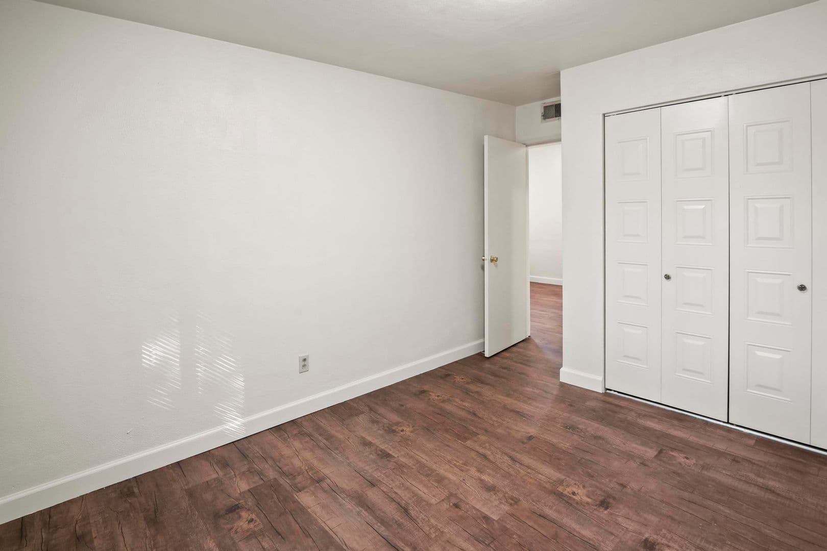St Ann Apartment: 11120 Graben Dr Apt D