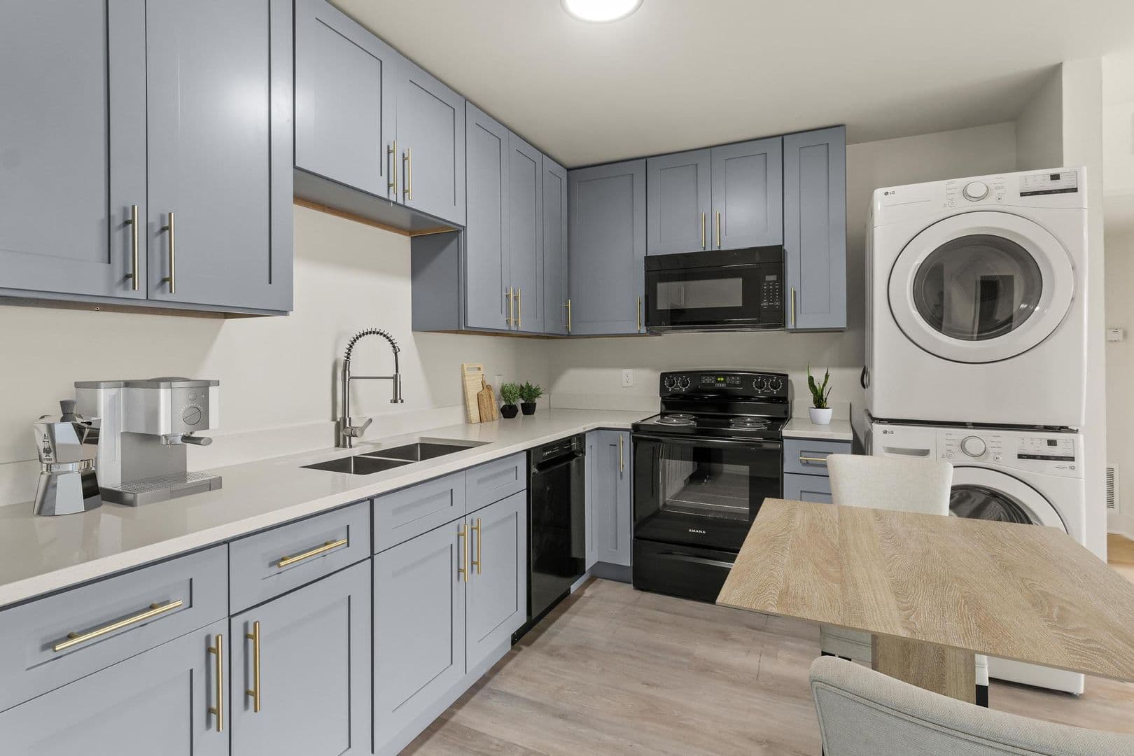 Saint Louis Apartment: 7851 Bandero Dr