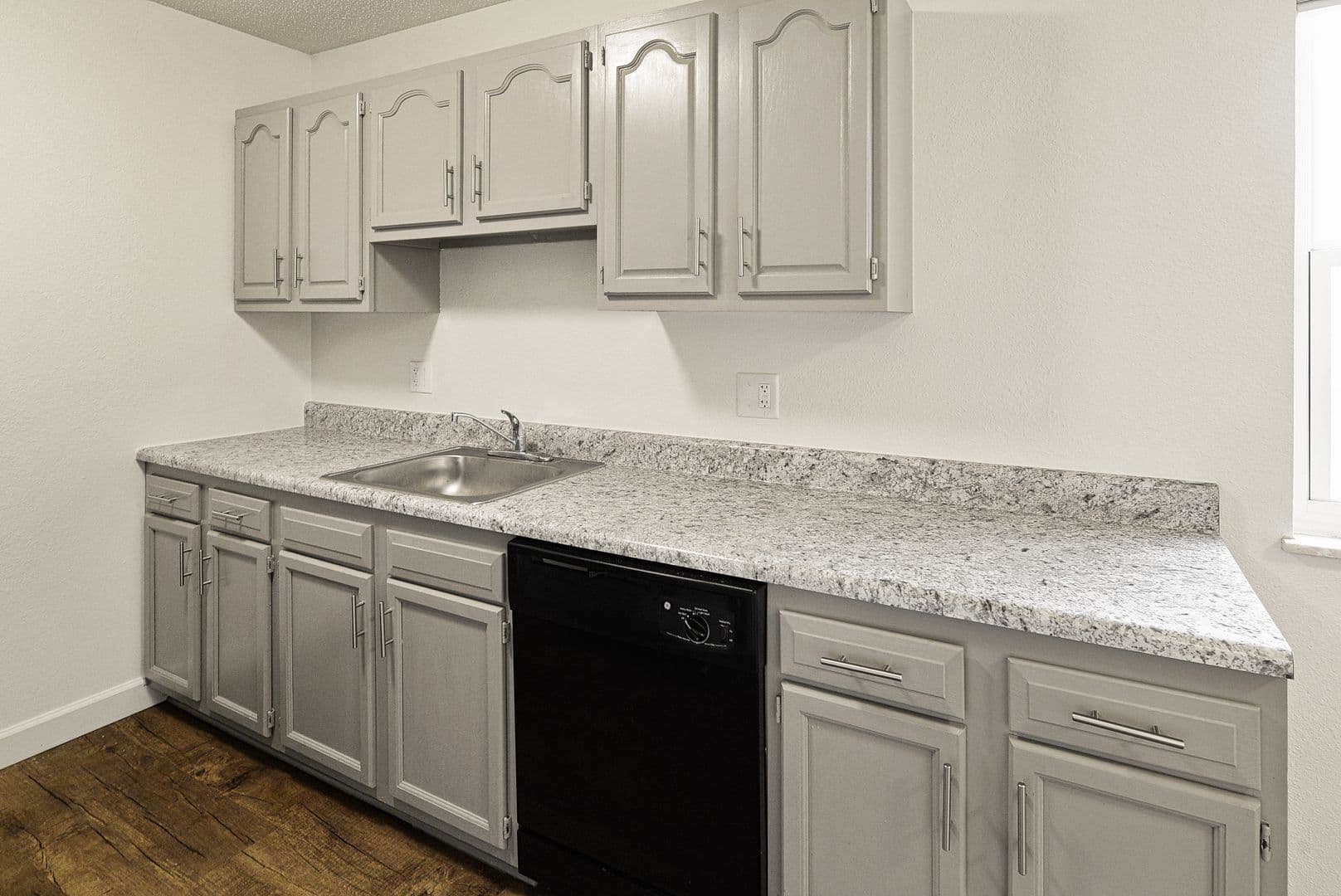 Bethalto Apartment: 190 Rue Sans Souci
