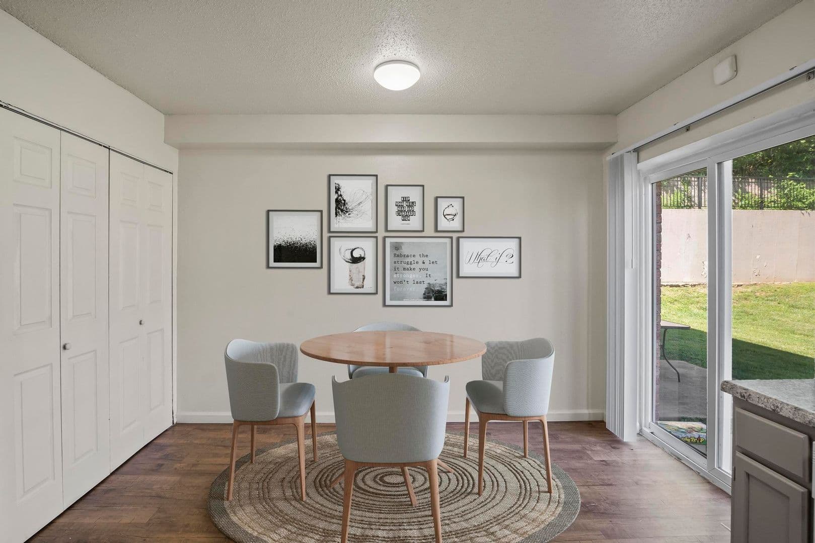St Ann Apartment: 11120 Graben Dr, Apt D