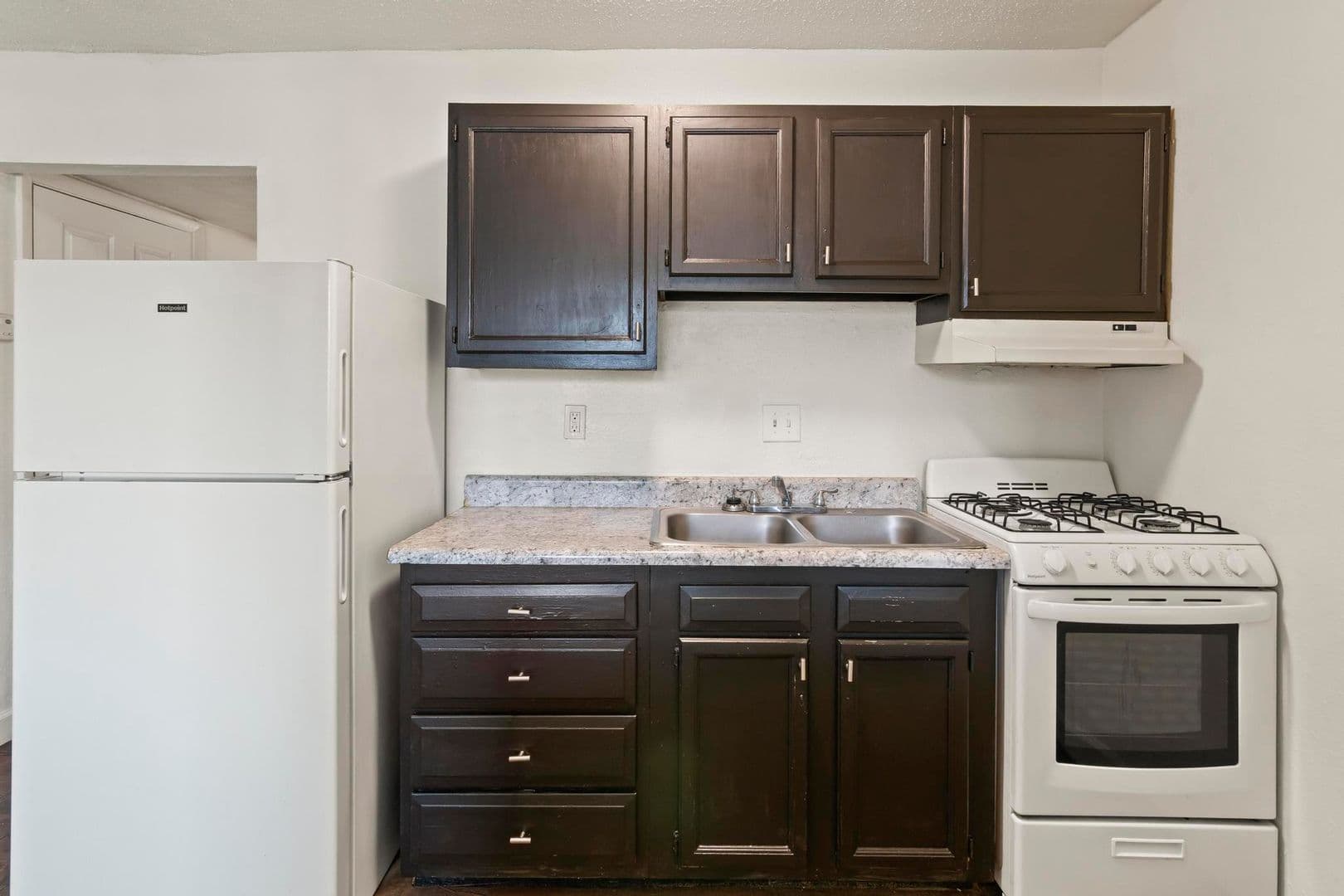 Granite City Apartment: 4078-1 Kathy Dr