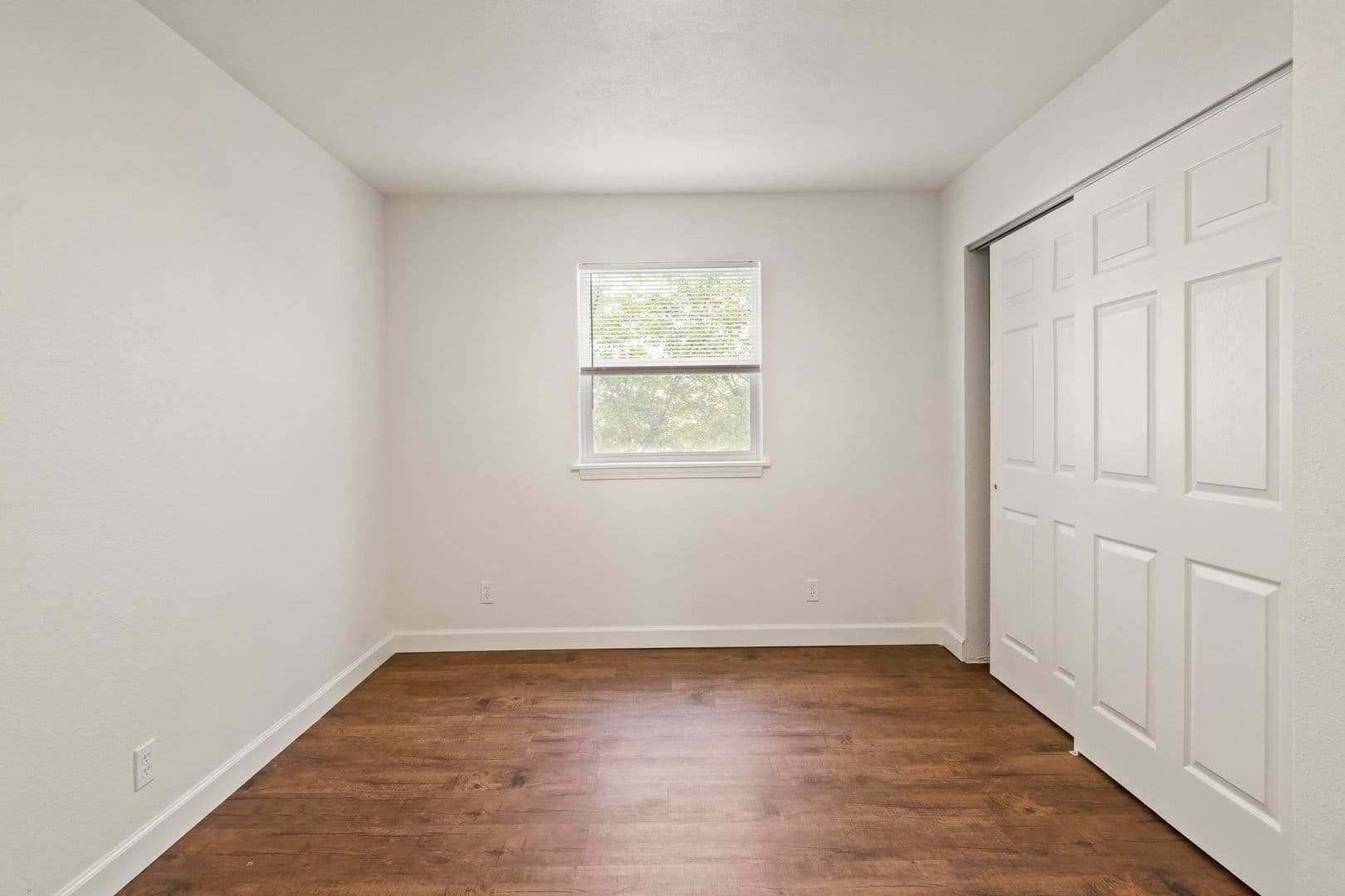 Collinsville Apartment: 1003 S Morrison Ave