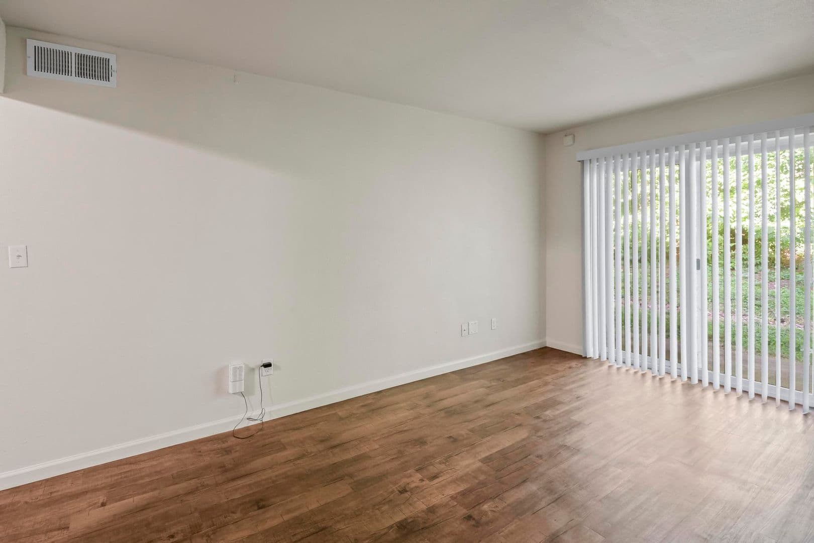 St Ann Apartment: 11120 Graben Dr, Apt D
