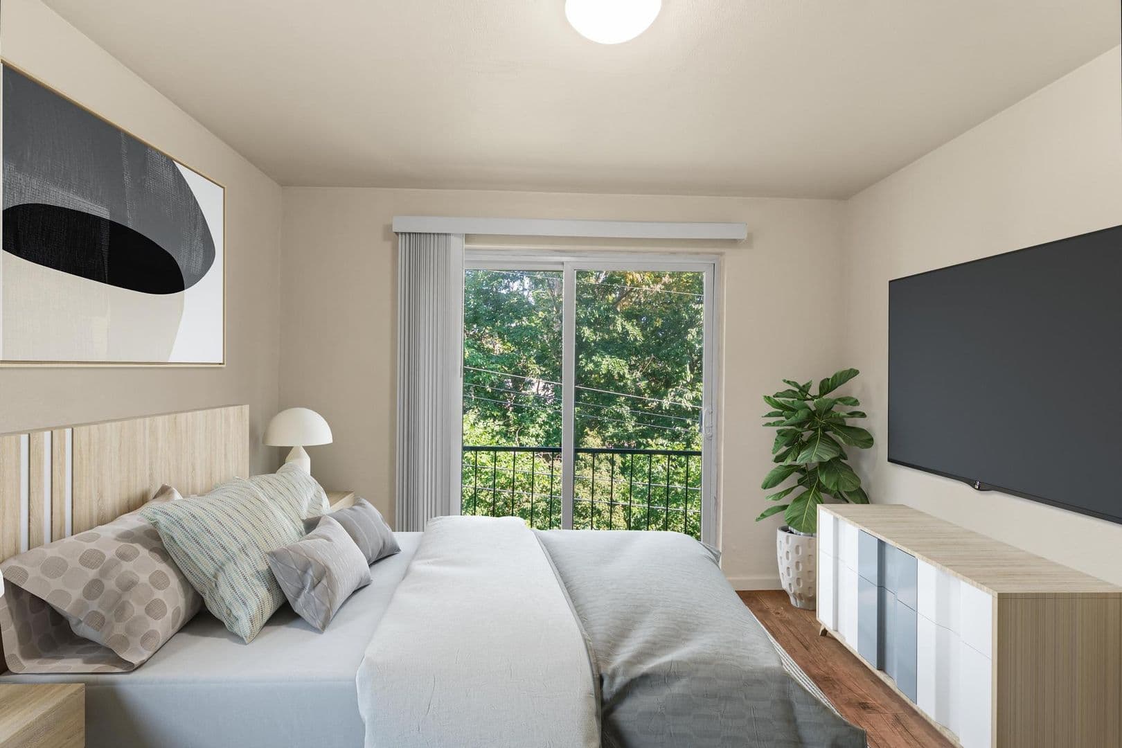 St Ann Apartment: 11120 Graben Dr Apt D