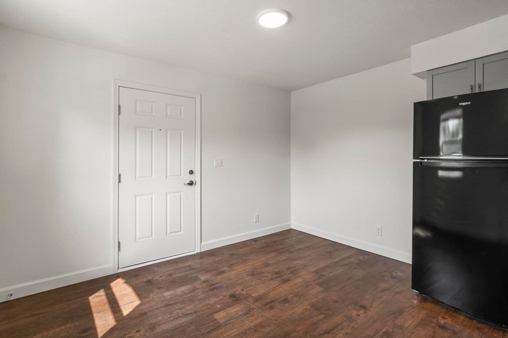 Collinsville Apartment: 1003 S Morrison Ave