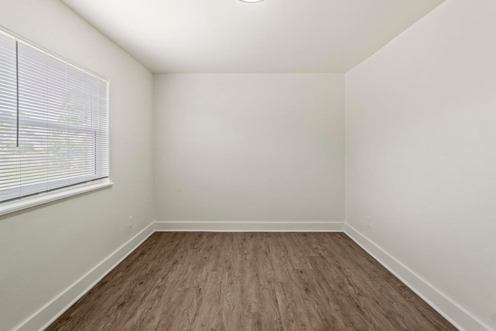 Saint Louis Apartment: 7851 Bandero Dr