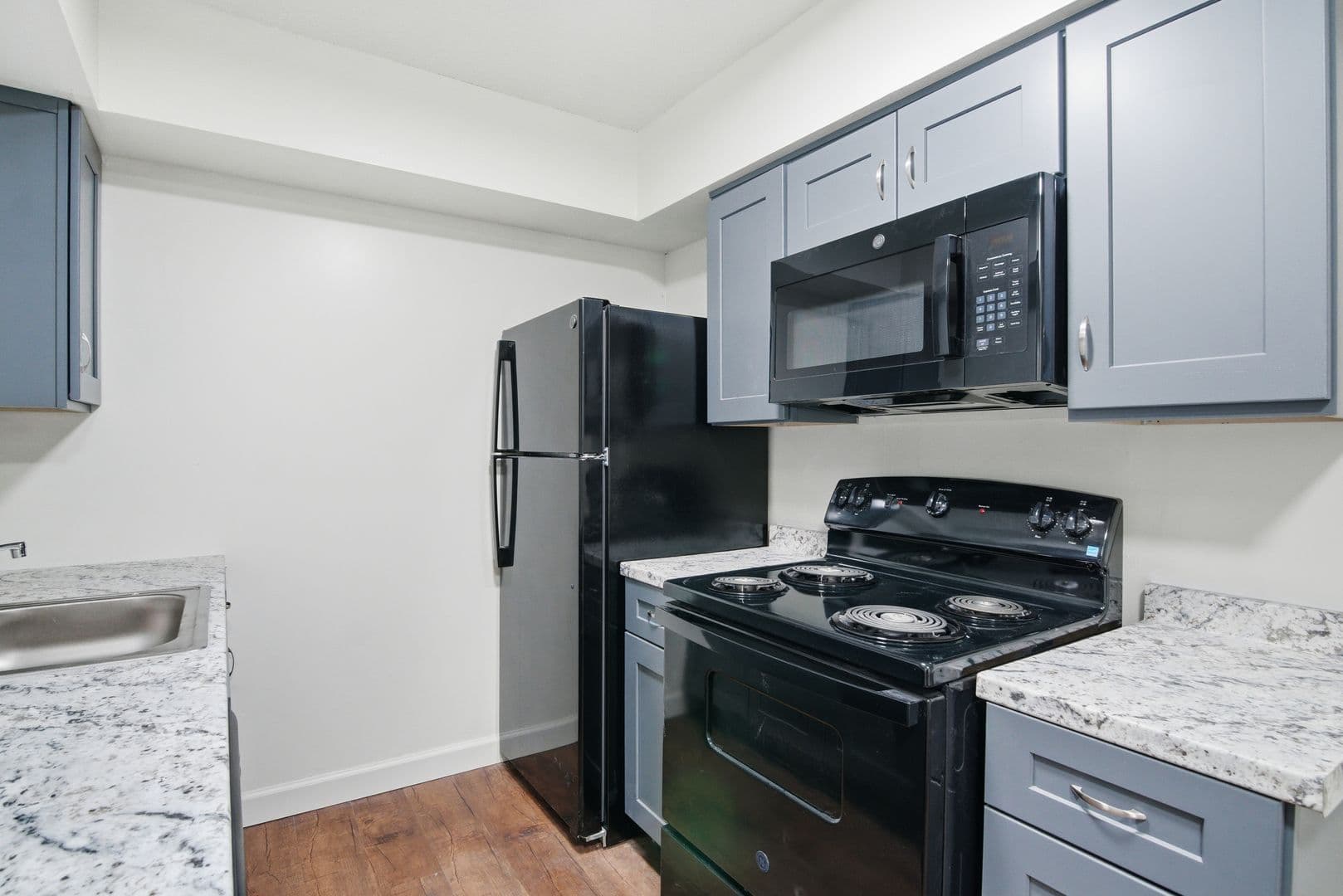 Jackson Apartment: 5255 Manhattan Road