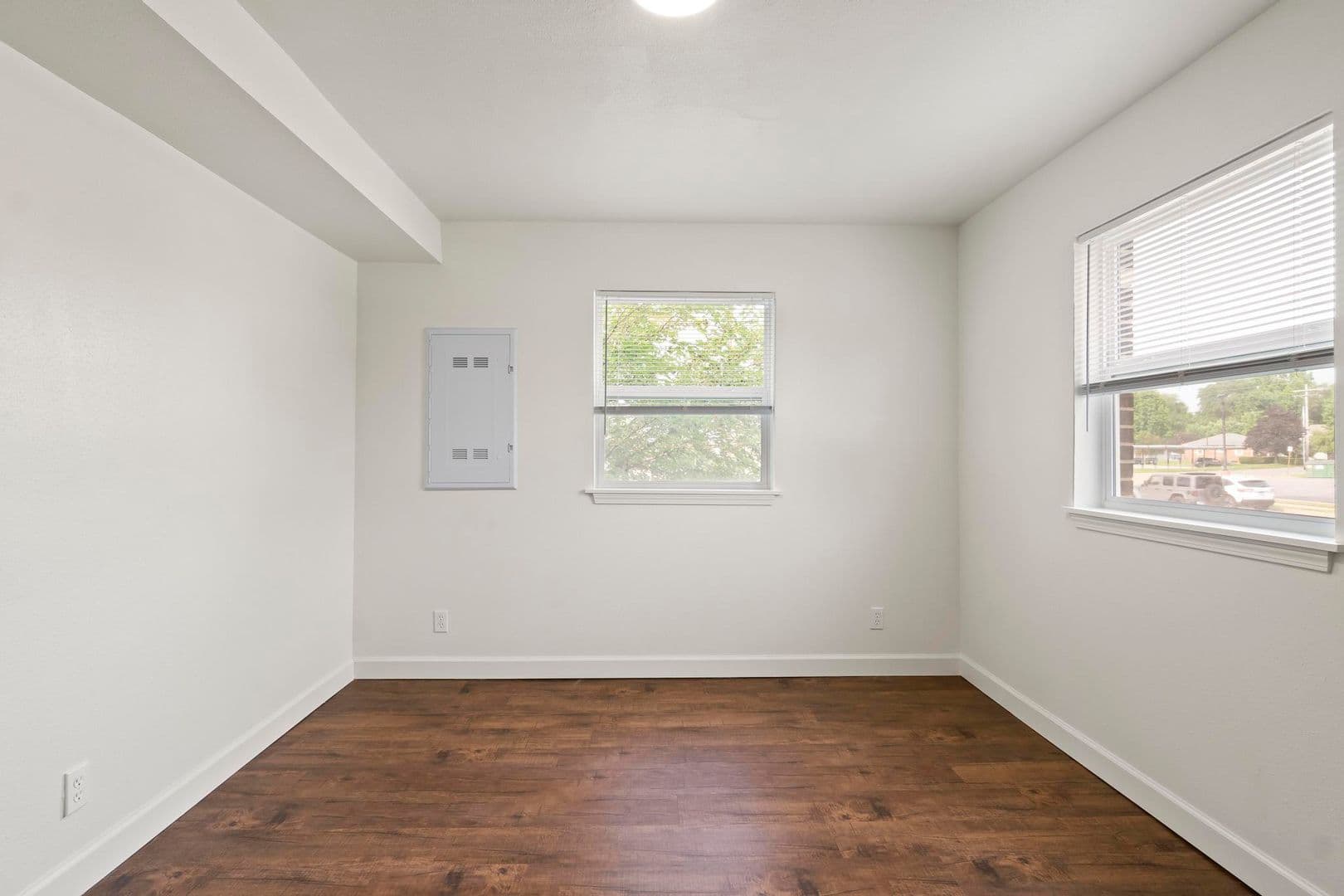 Collinsville Apartment: 1003 S Morrison Ave