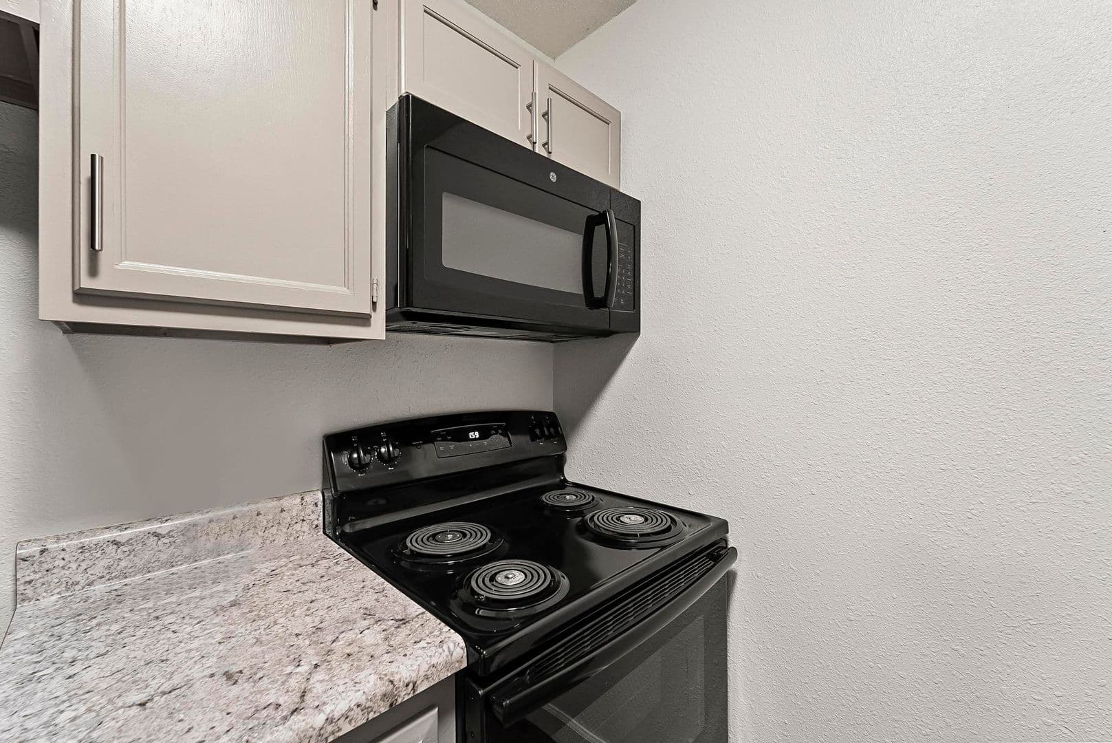 Bethalto Apartment: 190 Rue Sans Souci