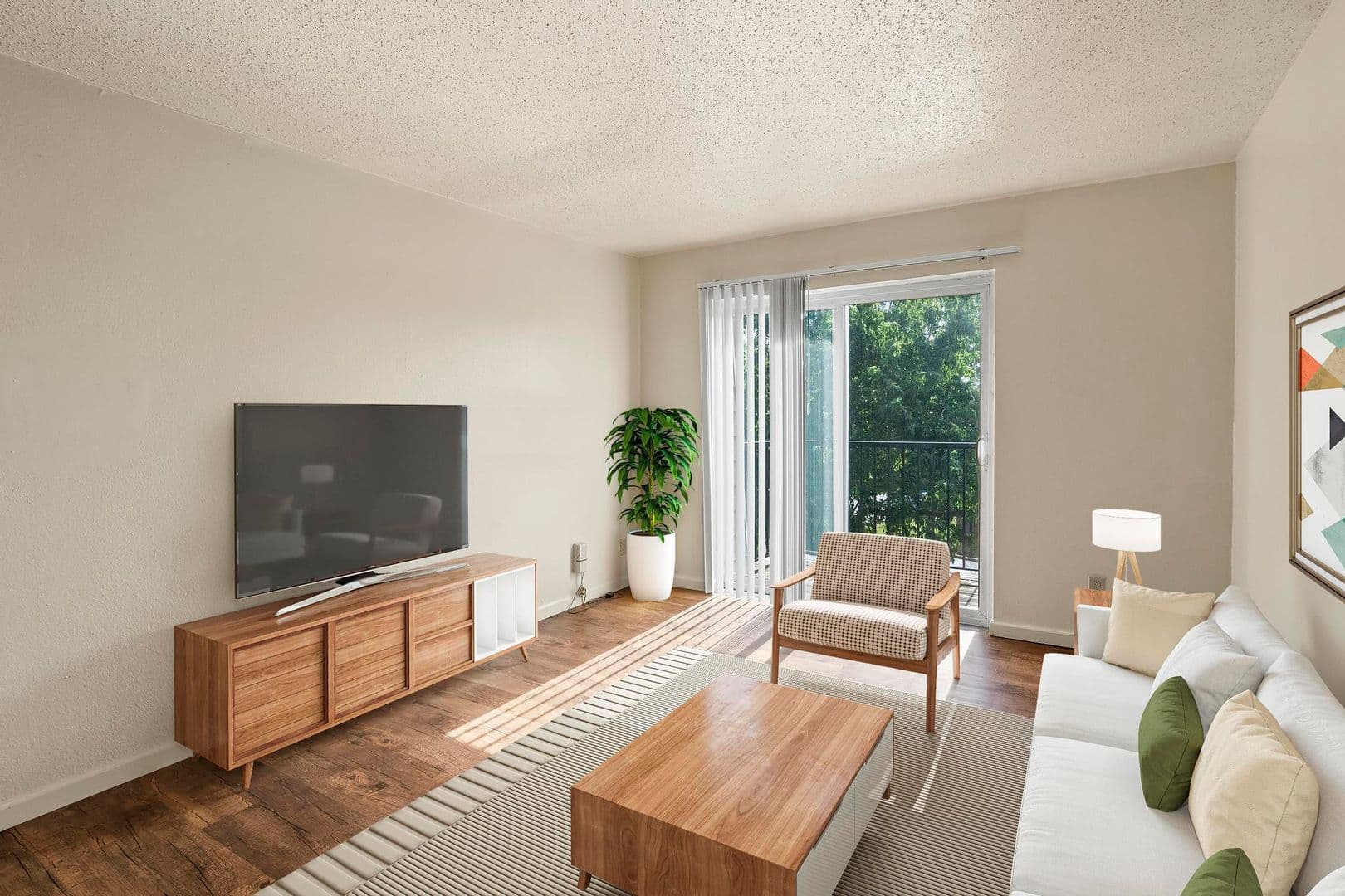 St Ann Apartment: 11120 Graben Dr, Apt D