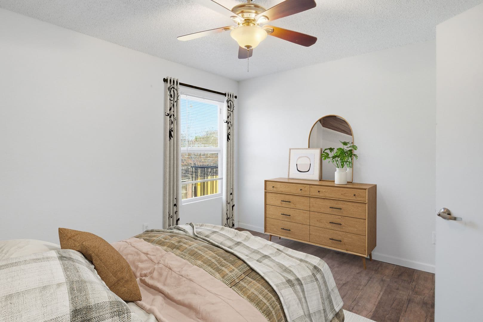 Jackson Apartment: 4901 Mc Willie Circle