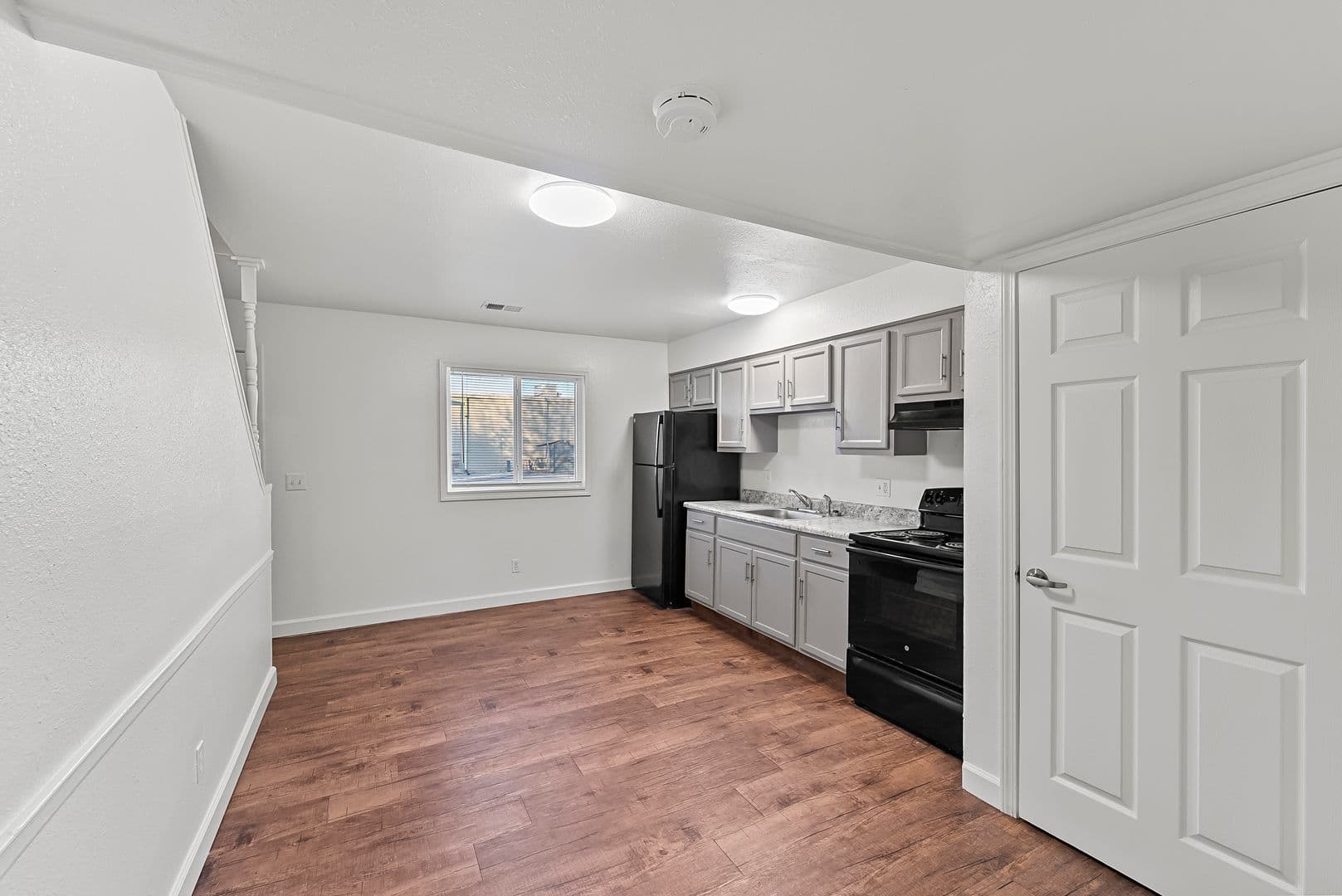 Granite City Apartment: 4078-1 Kathy Dr