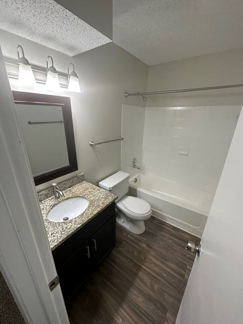 Knoxville Apartment: 7118 E Arbor Trace Lane