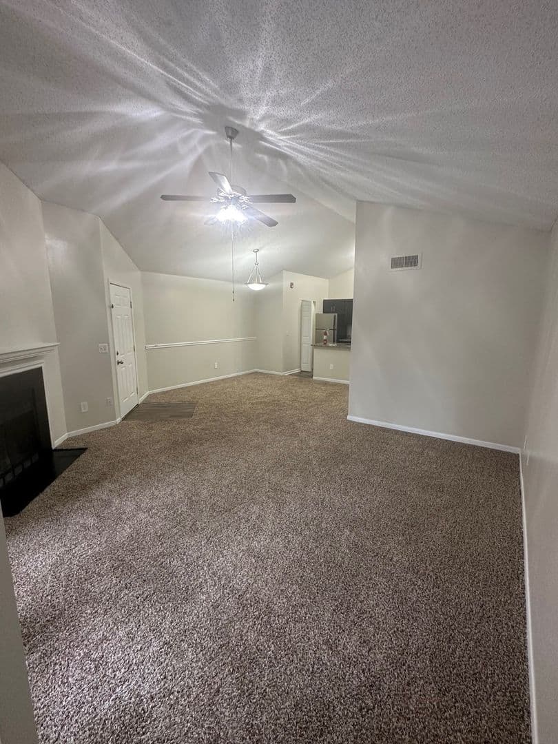 Knoxville Apartment: 7118 E Arbor Trace Lane