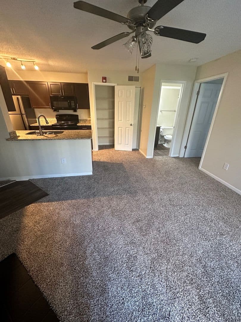 Knoxville Apartment: 7118 E Arbor Trace Lane
