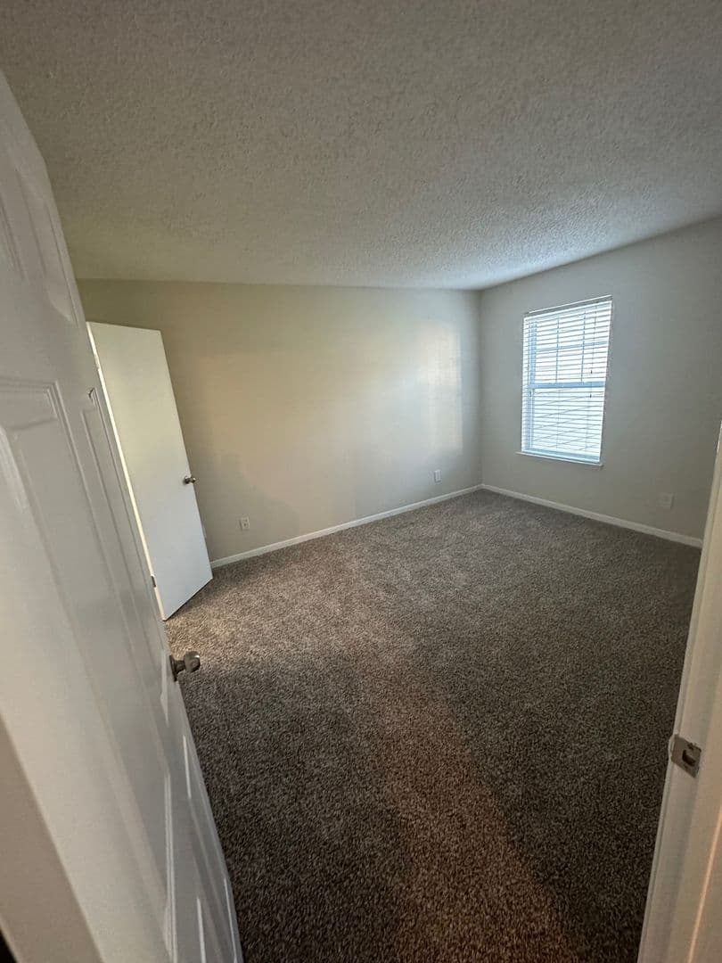 Knoxville Apartment: 7118 E Arbor Trace Lane