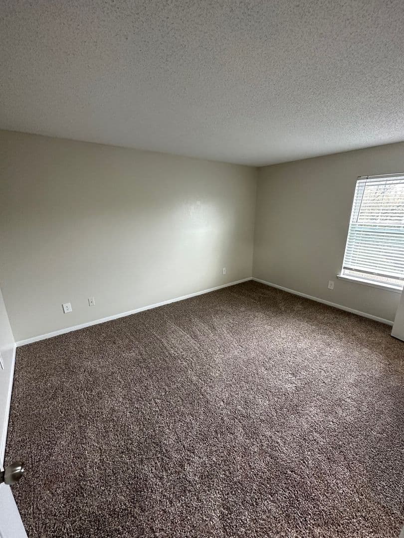 Knoxville Apartment: 7118 E Arbor Trace Lane