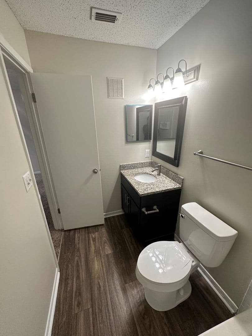 Knoxville Apartment: 7118 E Arbor Trace Lane