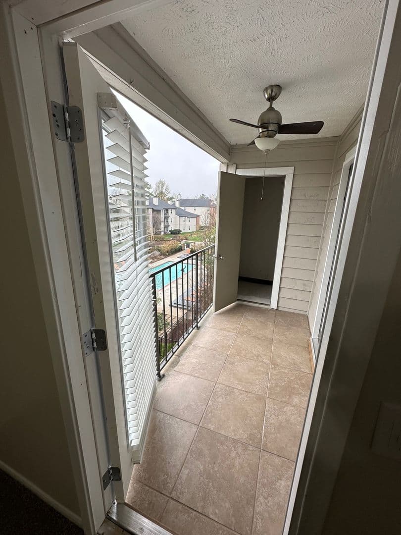 Knoxville Apartment: 7118 E Arbor Trace Lane
