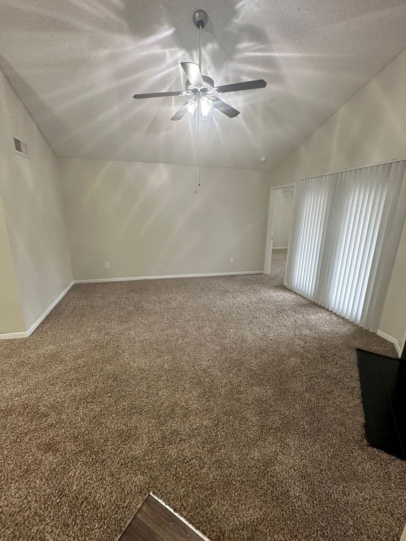 Knoxville Apartment: 7118 E Arbor Trace Lane