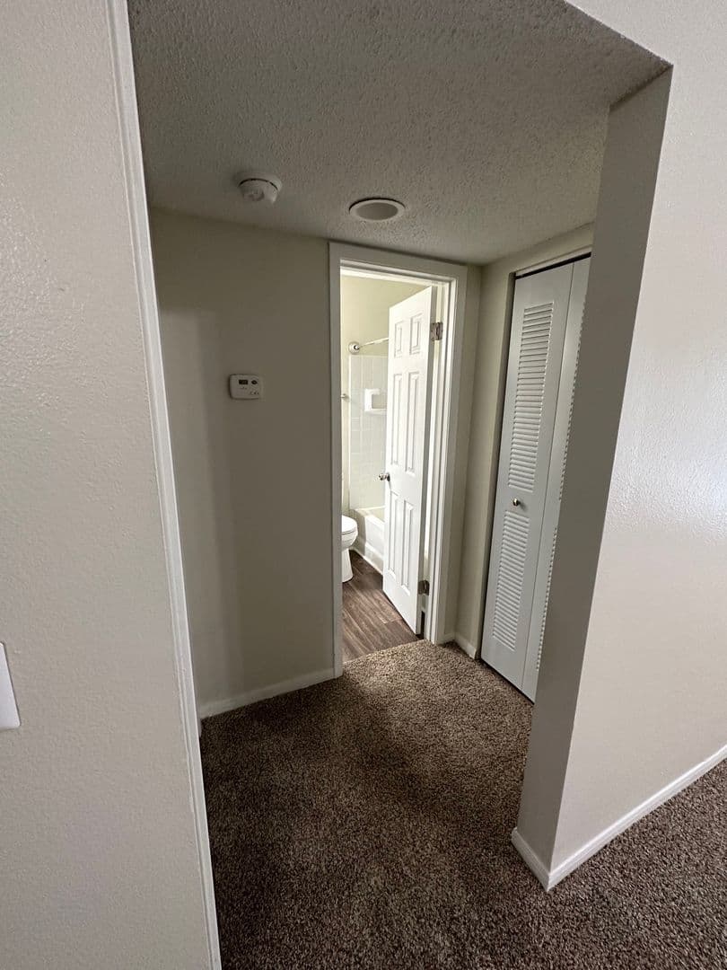 Knoxville Apartment: 7118 E Arbor Trace Lane