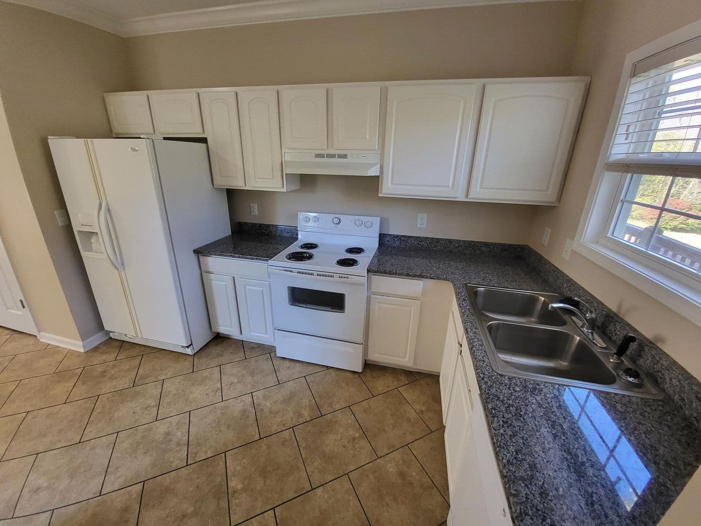 Crossville Apartment: 254 Charleston Lane