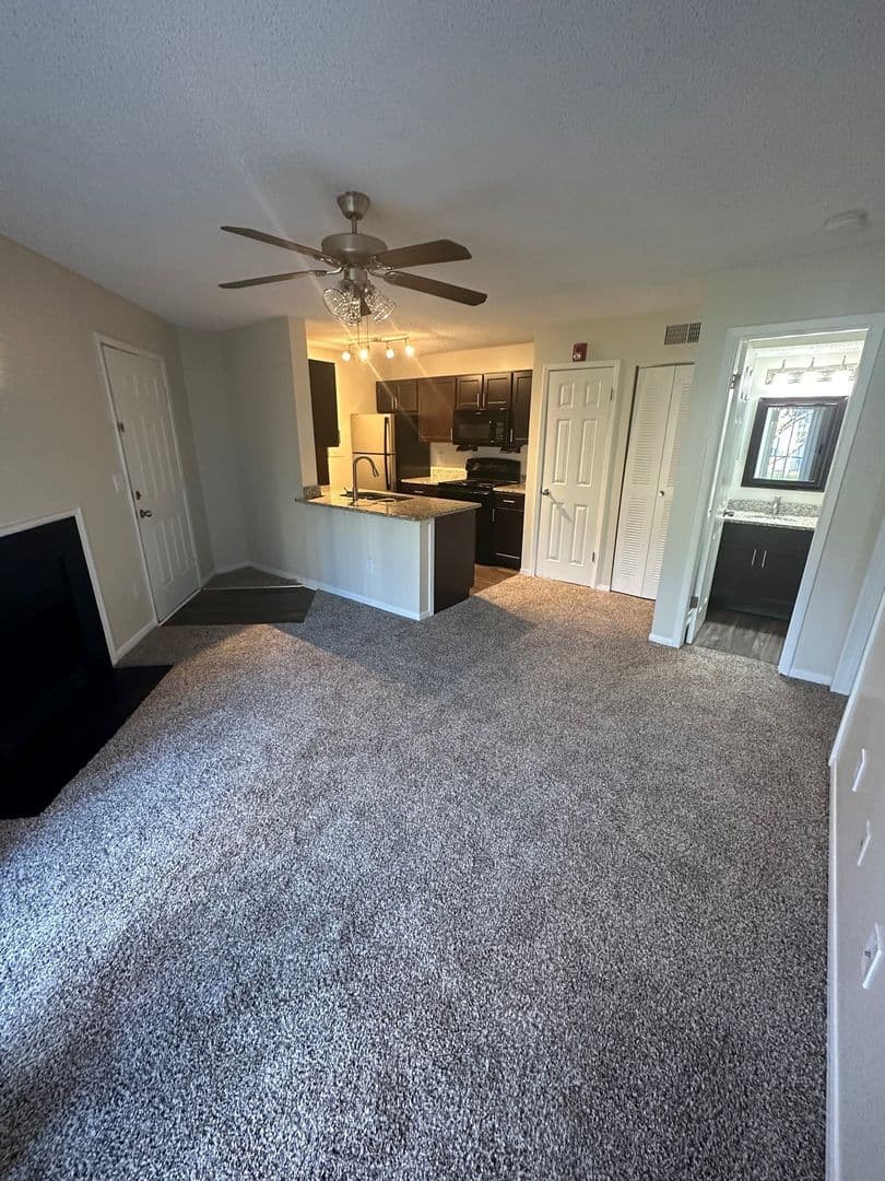 Knoxville Apartment: 7118 E Arbor Trace Lane