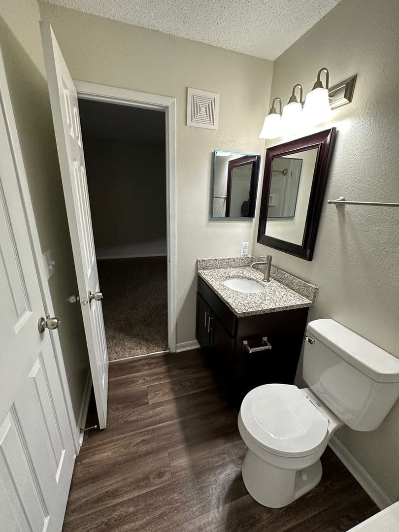Knoxville Apartment: 7118 E Arbor Trace Lane