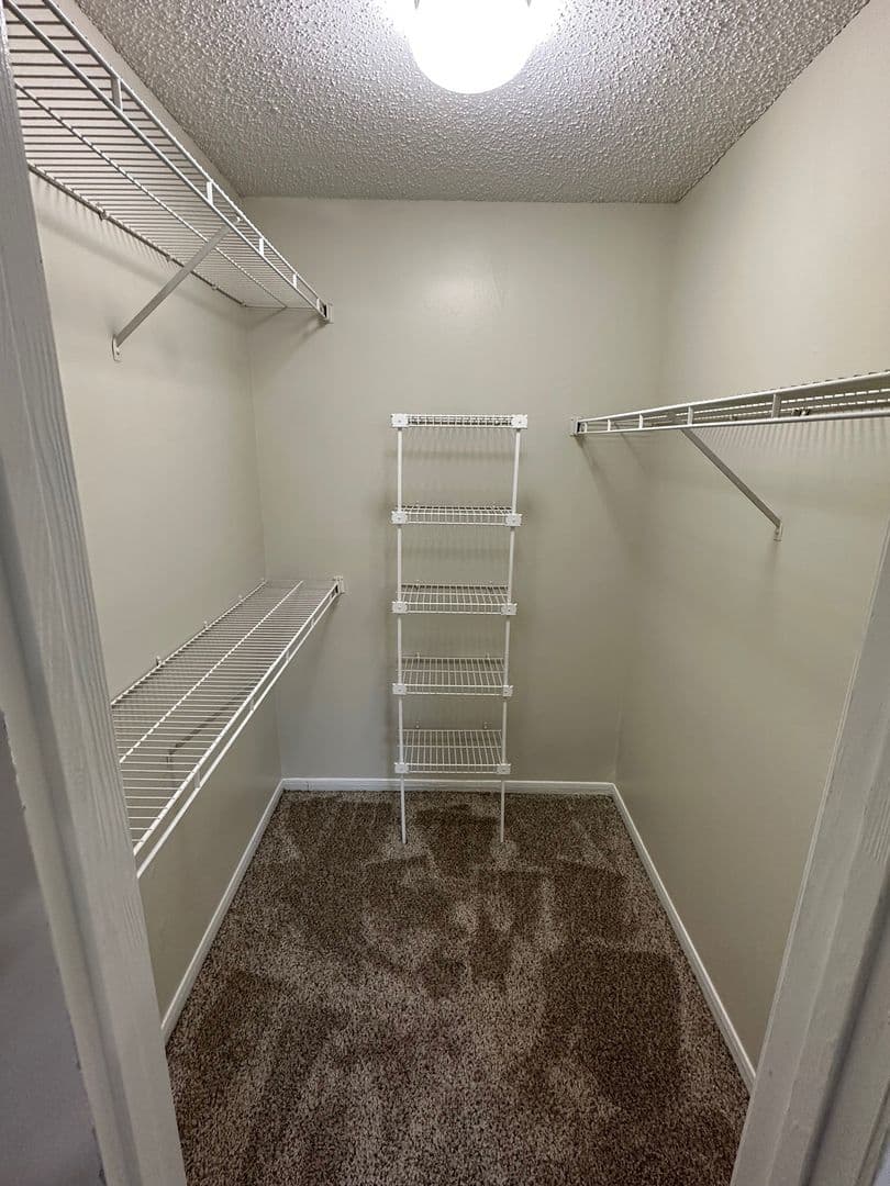 Knoxville Apartment: 7118 E Arbor Trace Lane