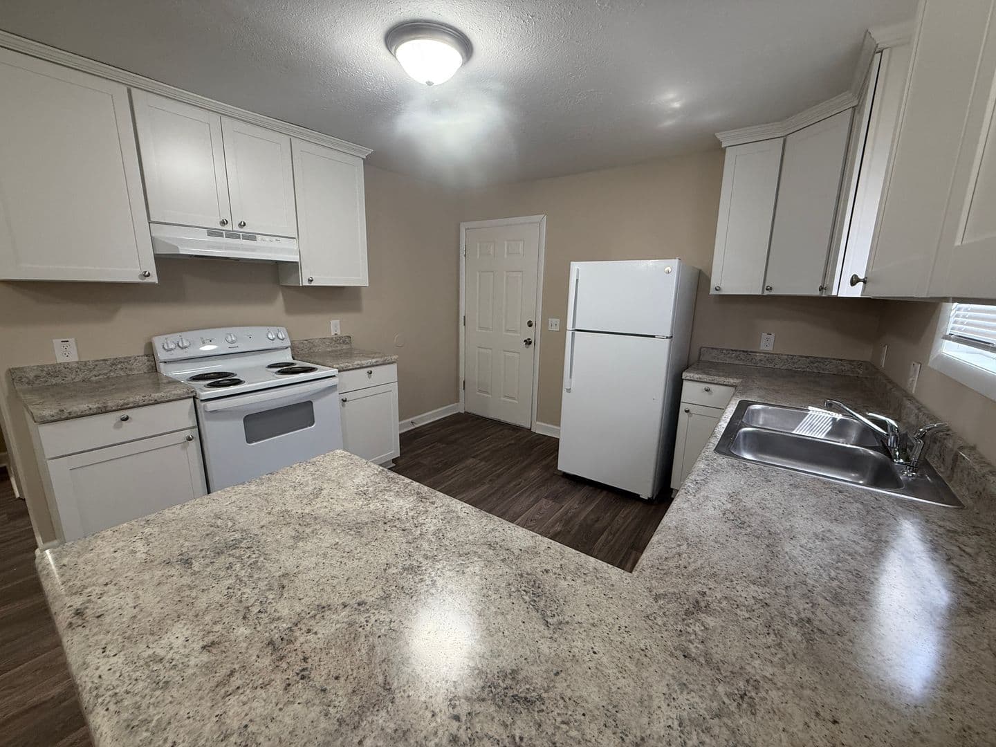 Crossville Apartment: River Lane