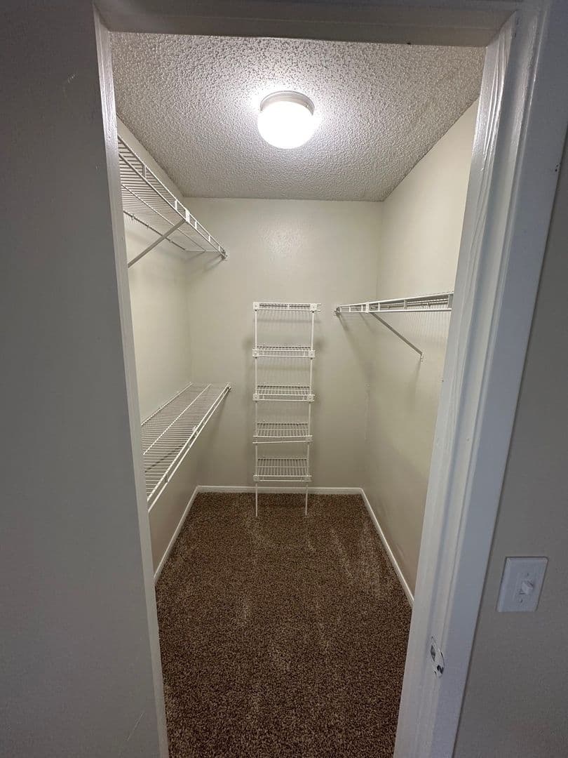Knoxville Apartment: 7118 E Arbor Trace Lane