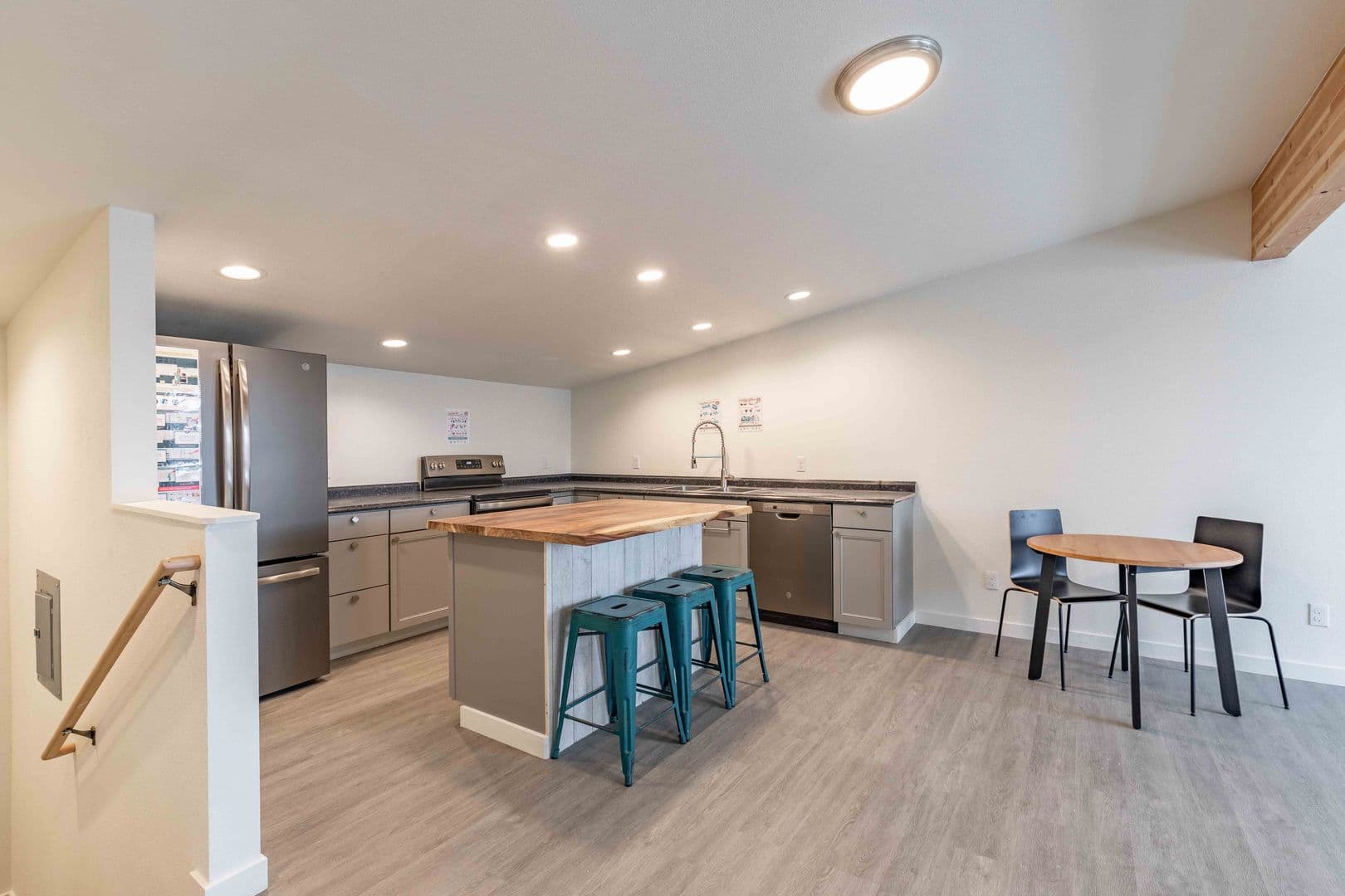 Moscow Apartment: 314 S Asbury St.