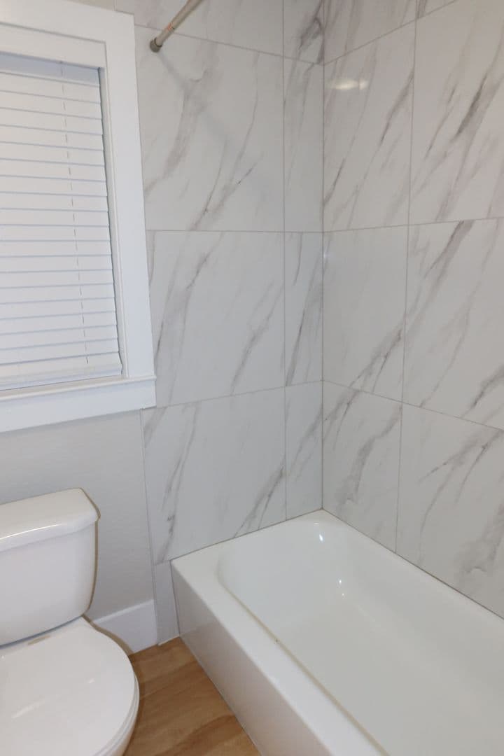 Sacramento Apartment: 2017 30th Street