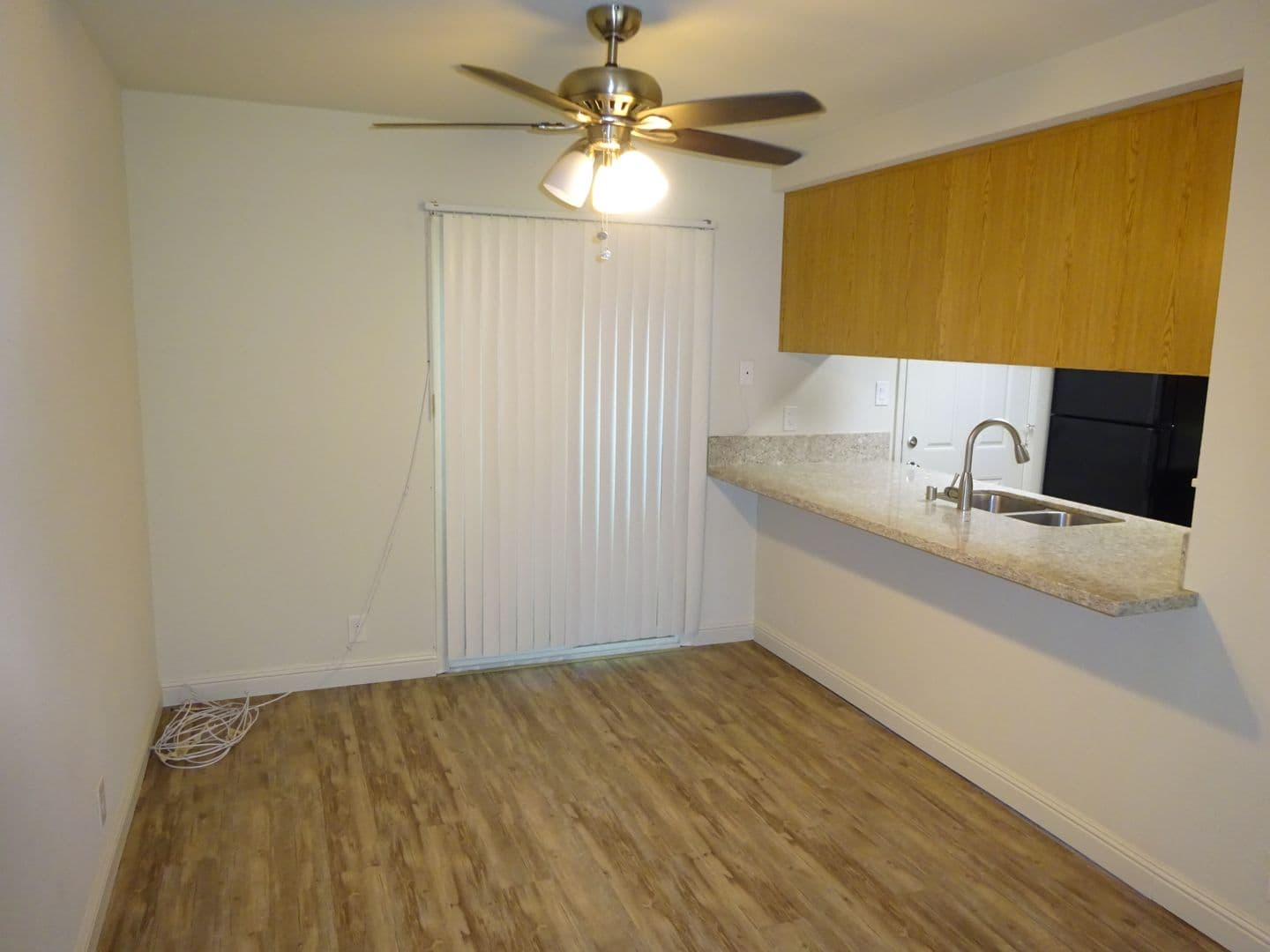 Sacramento House: 215 Roundtree Court