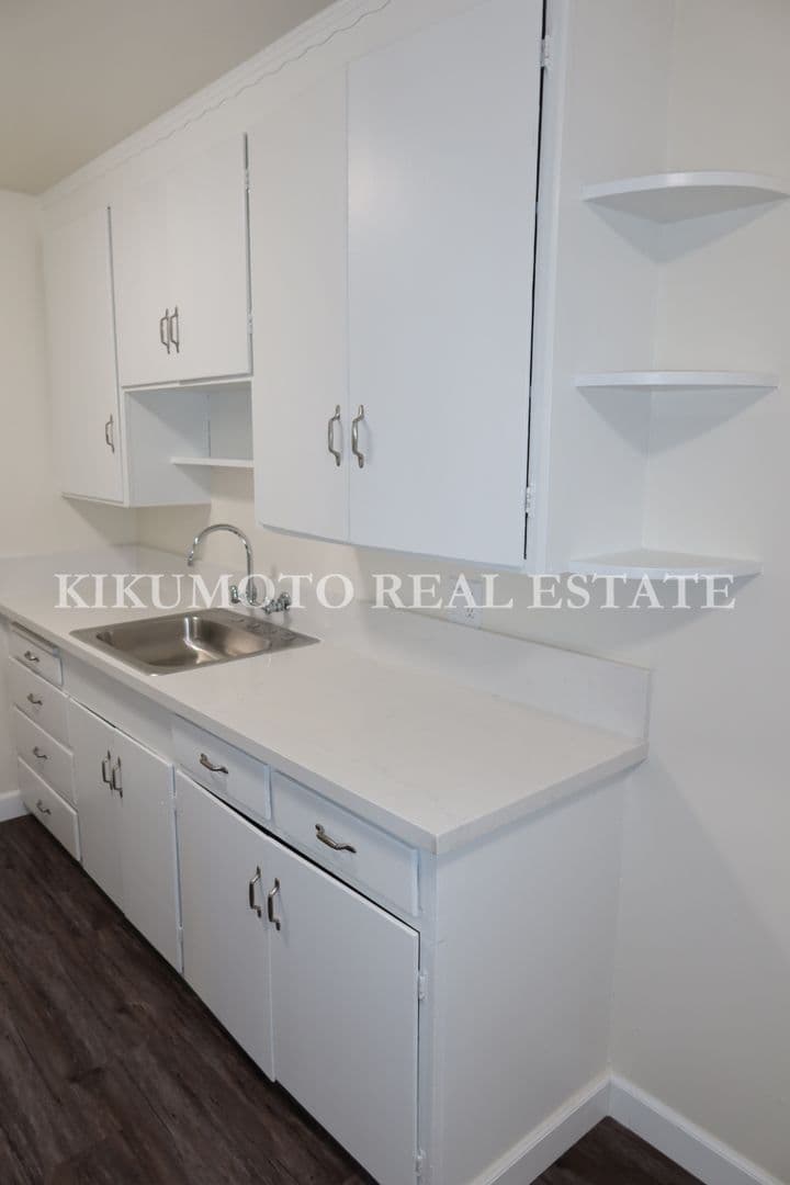 Sacramento Apartment: 3010 T Street