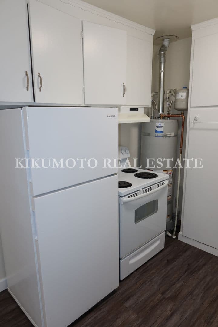 Sacramento Apartment: 3010 T Street