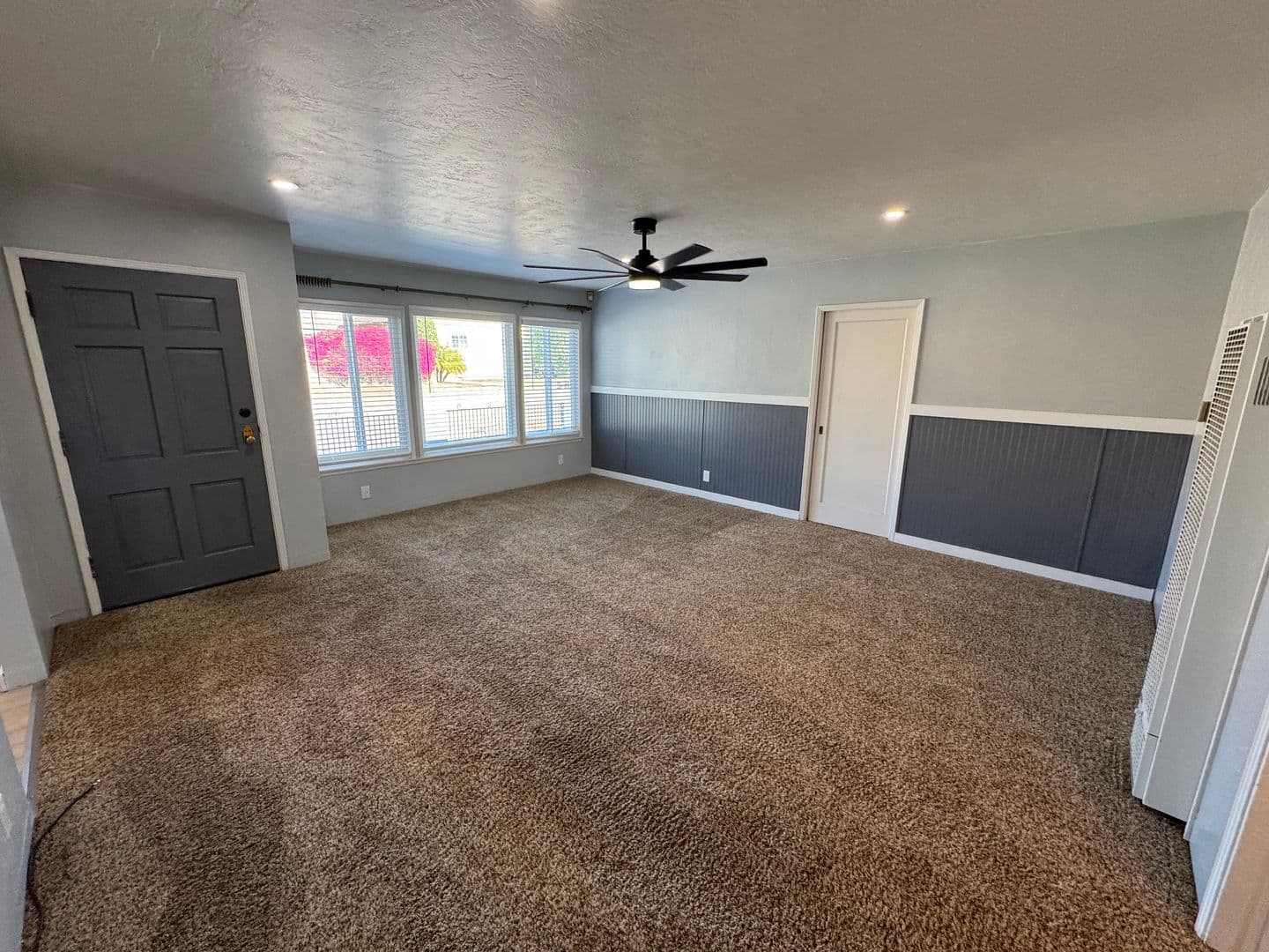 Orcutt House: 205 N 1st St