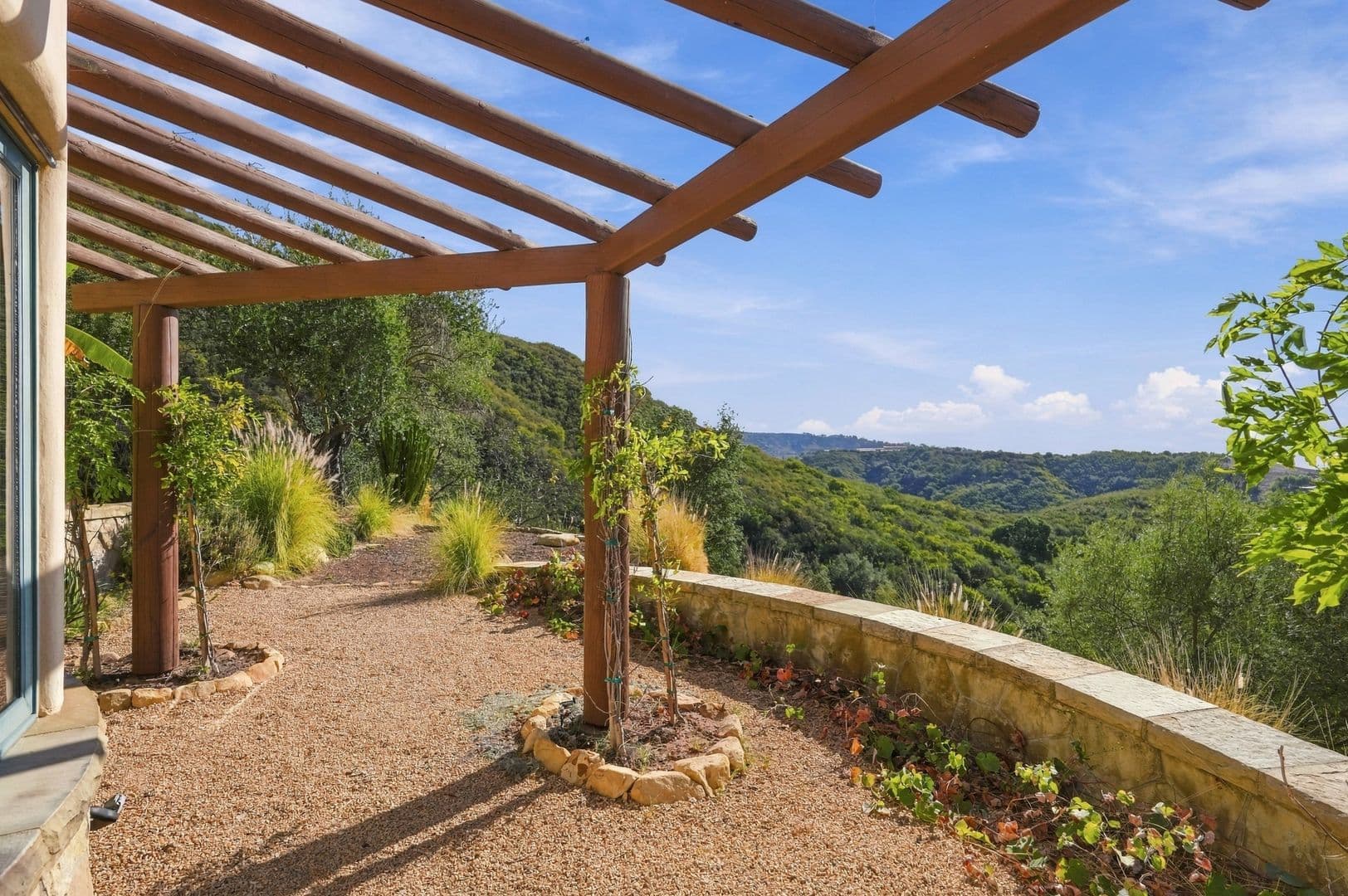 Santa Barbara House: 1480 Mission Canyon Rd