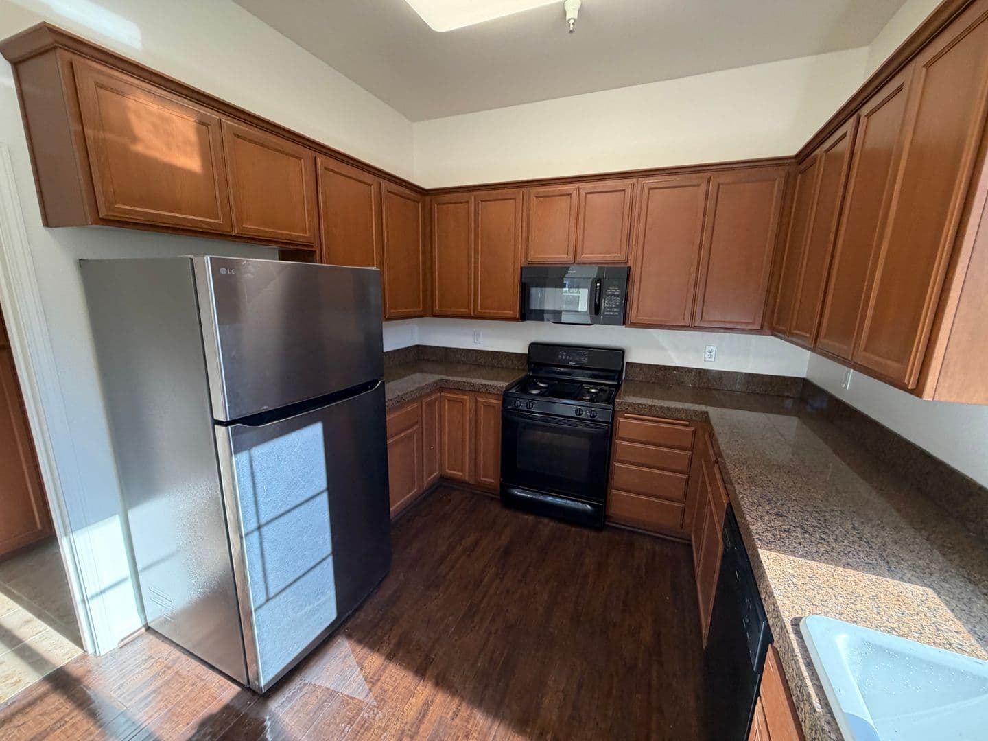 Santa Maria House: 1609 S Barolo Pl