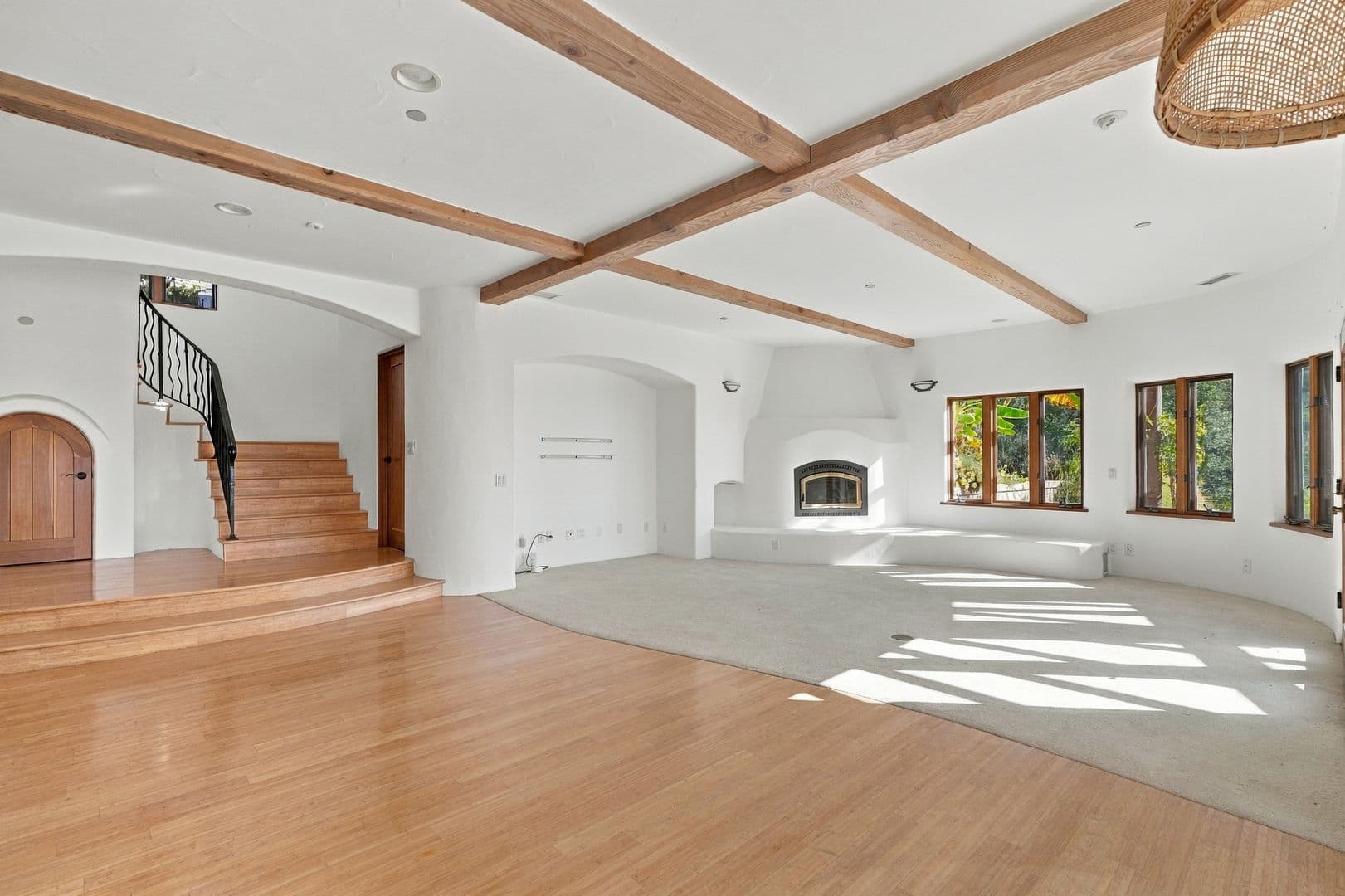 Santa Barbara House: 1480 Mission Canyon Rd