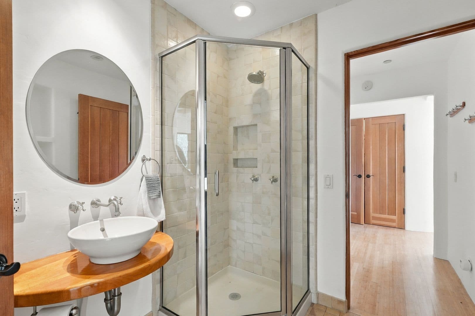Santa Barbara House: 1480 Mission Canyon Rd