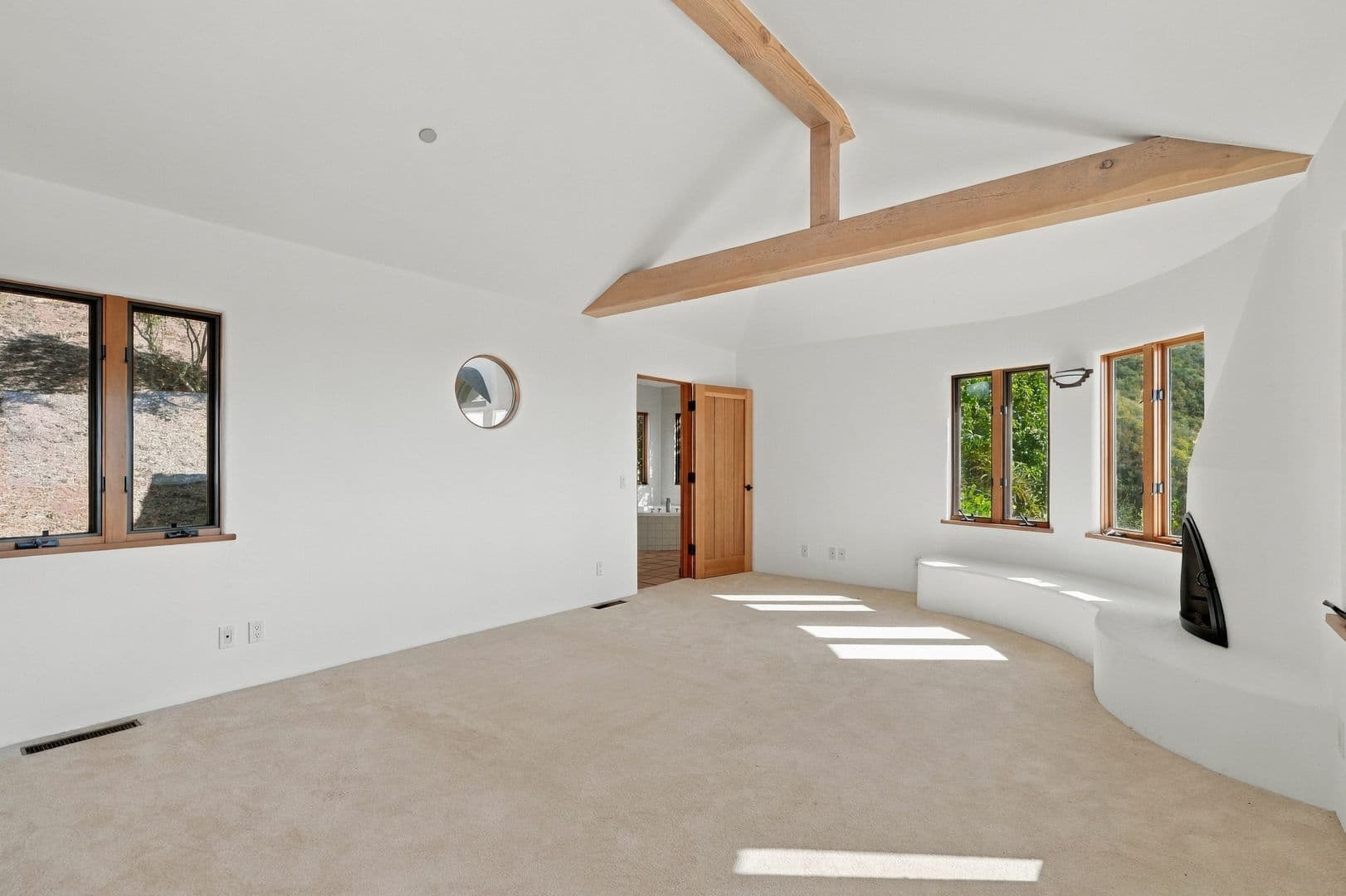 Santa Barbara House: 1480 Mission Canyon Rd