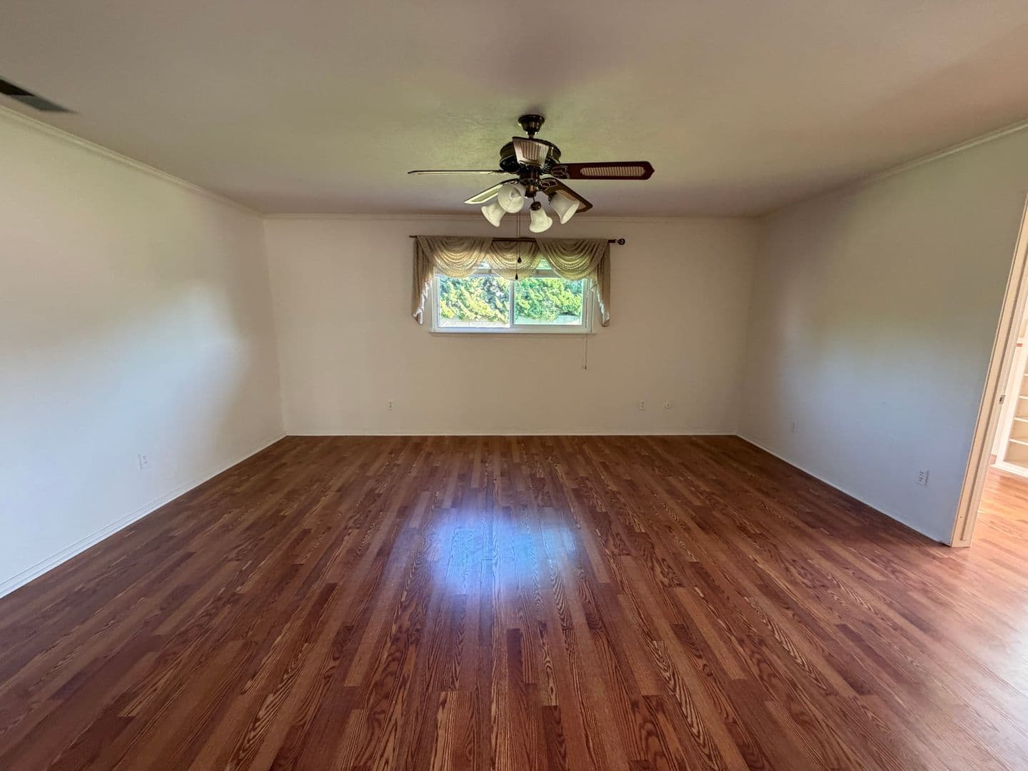 Nipomo House: 204 Ruby Ln,