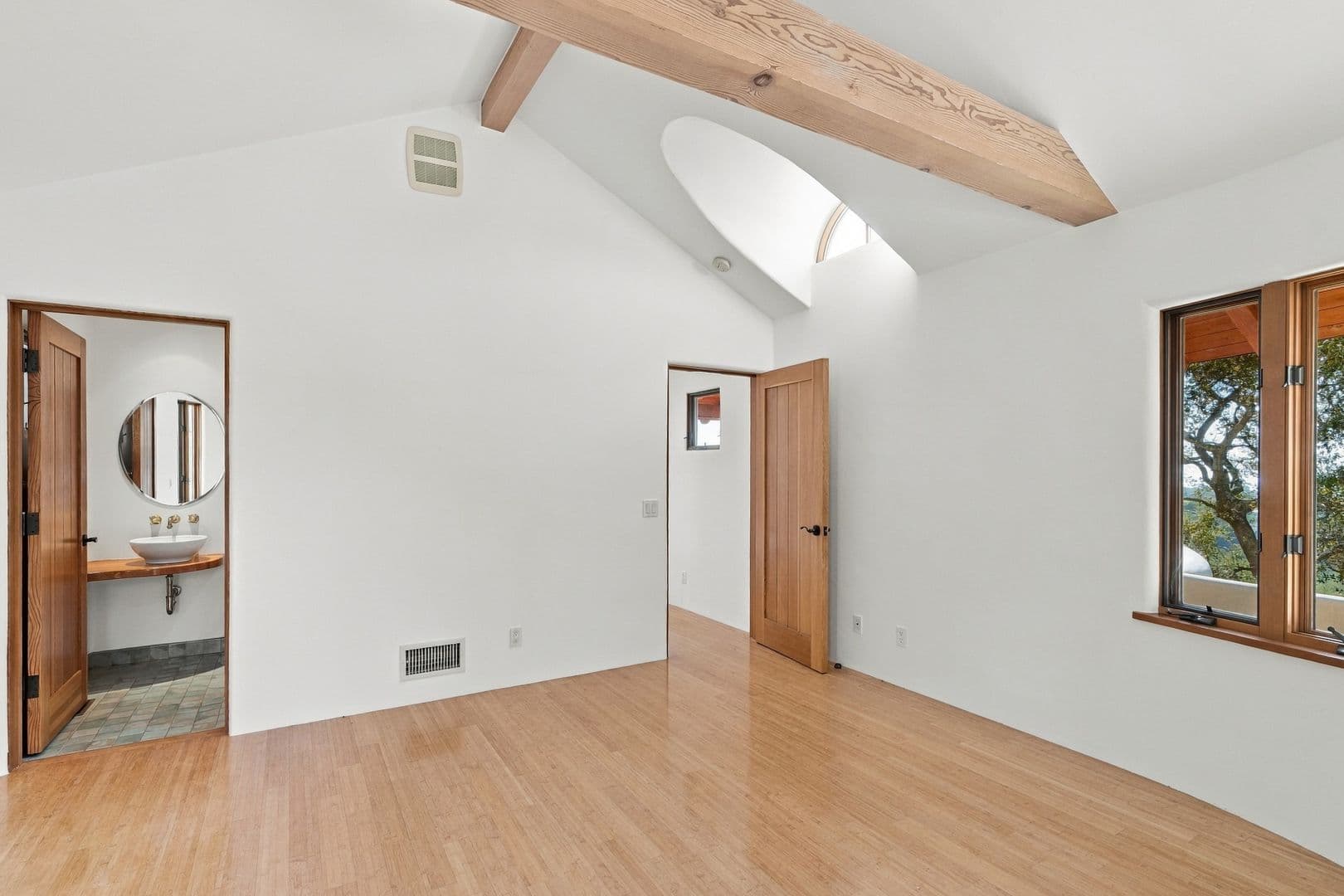 Santa Barbara House: 1480 Mission Canyon Rd