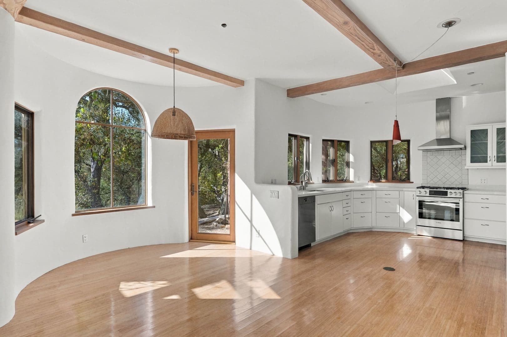 Santa Barbara House: 1480 Mission Canyon Rd