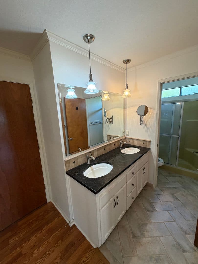 Nipomo House: 204 Ruby Ln,