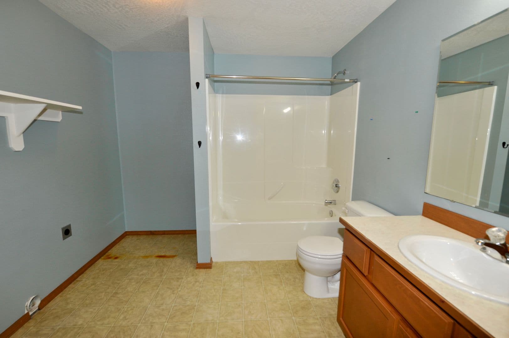 Coeur d'Alene House: 7682 N. Joanna Drive