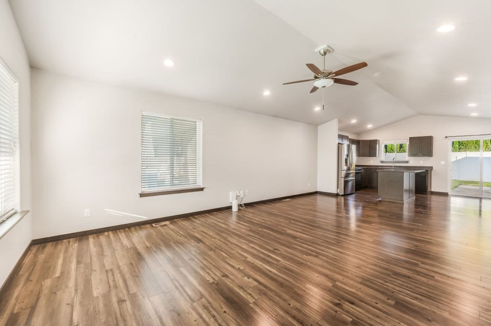 Post Falls House: 8606 N. Spokane Street